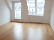 Wunderschöne 3 Zimmer Dachgeschoßwohnung mit Balkon in U...