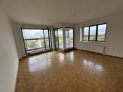 Wunderschöne 4 Zimmer Wohnung, kürzlich renoviert