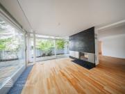 Wunderschöne 4 Zimmer Wohnung mit Terrasse und 2 Balkonen