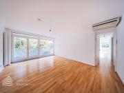 Wunderschöne 4 Zimmer Wohnung mit Terrasse und Garten