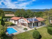 Wunderschöne 5,5 Zimmer Villa mit Pool in Grandson