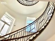 WUNDERSCHÖNE ALTBAUWOHNUNG bestens eingeteilte 3,5...