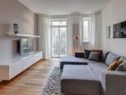 Wunderschöne Altbauwohnung mit Balkon! Hell und ruhig! Wunderschöne Altbauwohnung mit Balkon! Hell und ruhig!