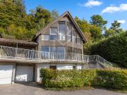 Wunderschöne freistehende Villa mit 5,5 Zimmern und Seeblick