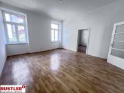 Wunderschöne helle 3 Zimmer Altbauwohnung mit neuer...