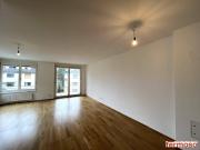 Wunderschöne, helle 4 Zimmer Wohnung mit zwei Balkonen...