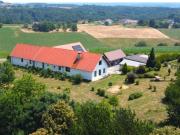 Renoviertes Doppelbauernhaus mit großem arrondierten...