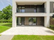 Wunderschöne neue 7 Zimmer Wohnung mit Terrassen und Garten