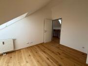 Wunderschöne, perfekt aufgeteilte 3 Zimmer Altbauwohnung...