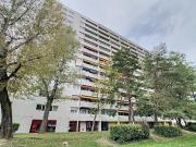 Wunderschöne renovierte 5 Zimmer Wohnung im 9. Stock