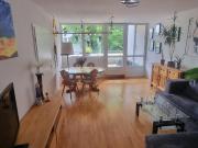 Wunderschöne und Helle möblierte 2 Zimmer Wohnung auf Zeit