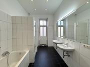 Wunderschöner Stil Altbau mit Erker! 3 Zimmer plus...