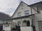 wunderschönes 1 2 Familienhaus in Bischofsheim von privat