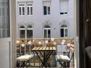 Wunderschönes 2 Zimmer WG. mit Balkon in toller 2erWG...