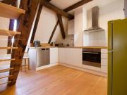 Wunderschönes Business Apartement Cesa in KA Bulach