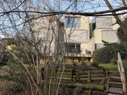 Wunderschönes Doppelhaus mit Garten