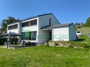 Wunderschönes Haus mit Garten zu vermieten in Echandens