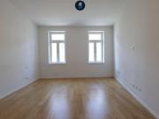 Wundervoll aufgeteilte 5 Zimmer Altbauwohnung in...