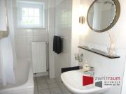 Wüste, ausgefallene 2 Zimmer Wohnung mit Balkon, fußnah...