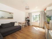 Wyke Road, Raynes Park SW20, 1 bed flat to rent, £1,500...
