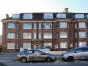 Wykeham Road, Hendon NW4, 3 bed flat to rent, £2,750 pcm...