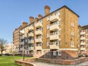 Wyndham Road, Camberwell SE5, 3 bed flat to rent, £2,500...