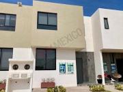 🏡  Casa en Venta en Fraccionamiento Puerta Natura...