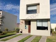 🏡  Casa en Venta en Fraccionamiento Puerta Natura...