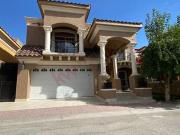 🏡  SE VENDE RESIDENCIA EN QUINTAS DEL BOSQUE CON...