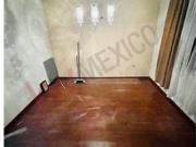 ✨  Casa con encanto y amplitud frente al parque –...