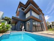 Xavier Estates house with pool