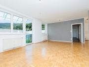 XL BALKON W I LETZTER STOCK I TG PLATZ I BADEWANNE I...