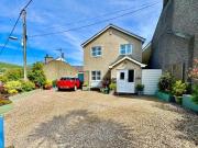 Y Maes, Nefyn, 3 Bedroom Detached