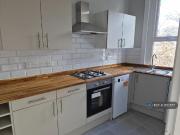 York Grove, London, SE15 2 bed maisonette to rent £2,100...
