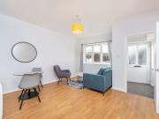 York Mews, Kentish Town NW5, 1 bed flat to rent, £1,950...