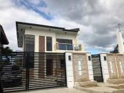 Your Dream Home in Fairview – 3BR Customized House Near...