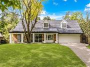 Your New Home Awaits in Nerang Stylish & Convenient!