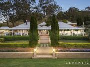 YOUR OWN VINEYARD RETREAT IN THE HEART OF WINE COUNTRY!