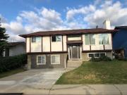 Your Varsity Upgrade – Spacious, Bright & Close to It All!