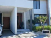 Yucatán Country Club, Kutz, con acabados de lujo y...