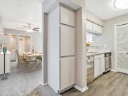 z 040121 Lake Village North 1 Bedroom Apartment for Rent...