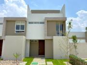 Zakia casa de 3 recamaras en VENTA QH4748