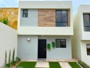 Zakia Casa Venta. 2 recámaras, 2 estacionamientos, bodega