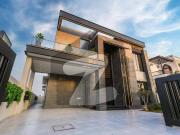 Zayed associate offering 1 Kanal House For Rent in very...