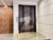 Zayed Associate Offering 1 Kanal House For Rent In Very...