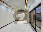 Zayed Associate Offers 10 Marla House Available For Rent...