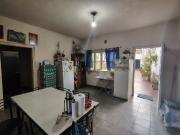Zeballos Ofrece en Venta casa más departamento Las Heras