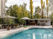 Zeitgenössische Eleganz im Herzen des Goms