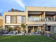 Zeitgenössischer Charme im Herzen der Natur in Portalban