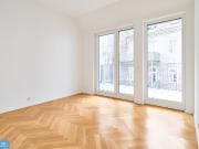 Zeitlose Ästhetik in urbaner Ruheoase Edle Dachwohnung...